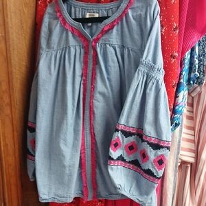 crown & ivy Light Blue Top with Pink Trim Accent